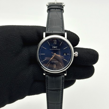 ZF공장(AF) IWC 포르토피노 오토메틱 40 스틸 블루다이얼 실버핸즈 가죽스트랩 Portofino Automatic 40mm SS/LE Blue/SS Stk ZF A9019