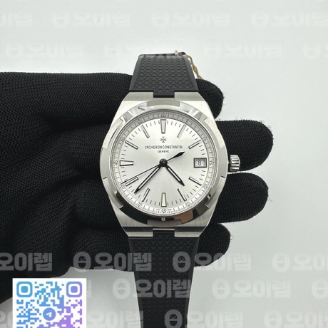 ZF공장 바쉐론콘스탄틴 오버시즈 4500V 스틸 화이트다이얼 러버스트랩 Overseas 4500V SS ZF 1:1 Best Edition Silver Dial on Black Rubber Strap A5100