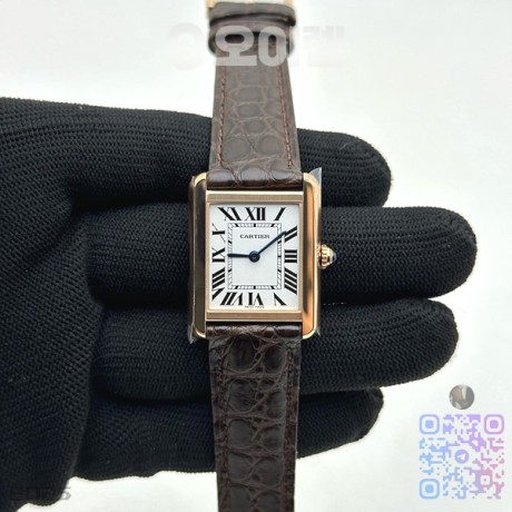 K11공장 까르띠에 로즈골드금통 탱크솔로 24MM 악어가죽스트랩 Tank Solo 24mm K11F RG White Dial on Brown Leather Strap Ronda Quartz
