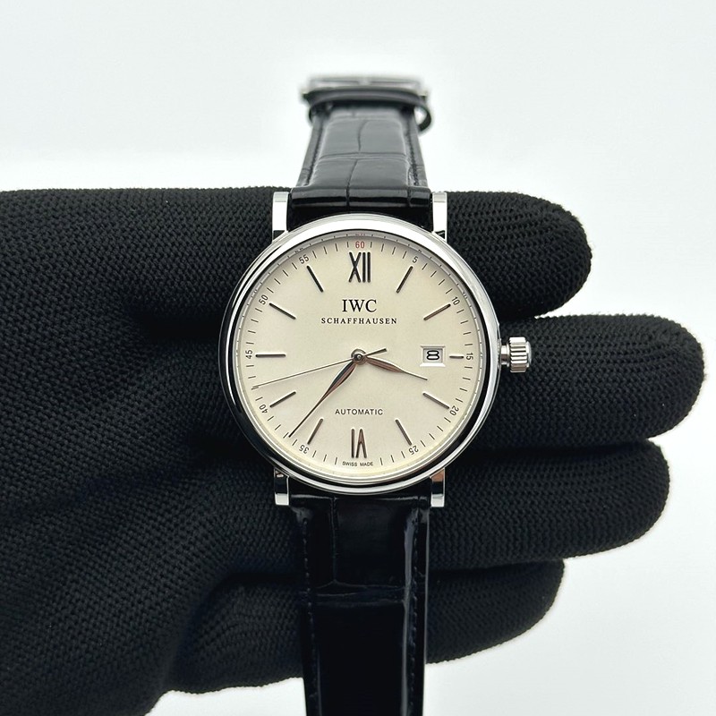 ZF공장(AF) IWC 포르토피노 오토메틱 40 스틸 화이트다이얼 실버핸즈 가죽스트랩 Portofino Automatic 40mm SS/LE Wht/SS Stk ZF A9019