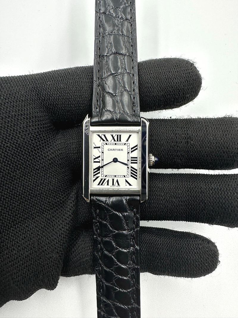 국내배송!! AF공장 까르띠에 탱크솔로 24MM 스틸 화이트다이얼 블랙크로커다일스트랩 (고유번호 8AF)