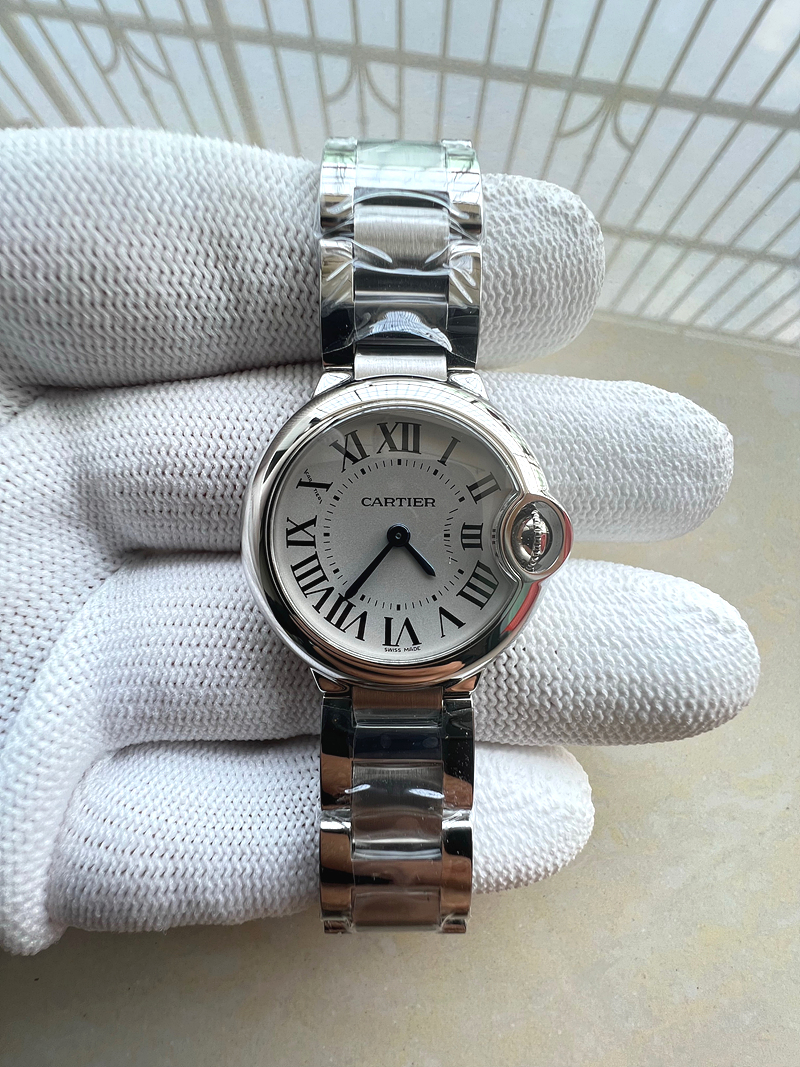 국내배송!! V6공장 28미리 발롱블루 쿼츠 (고유번호 8V33)